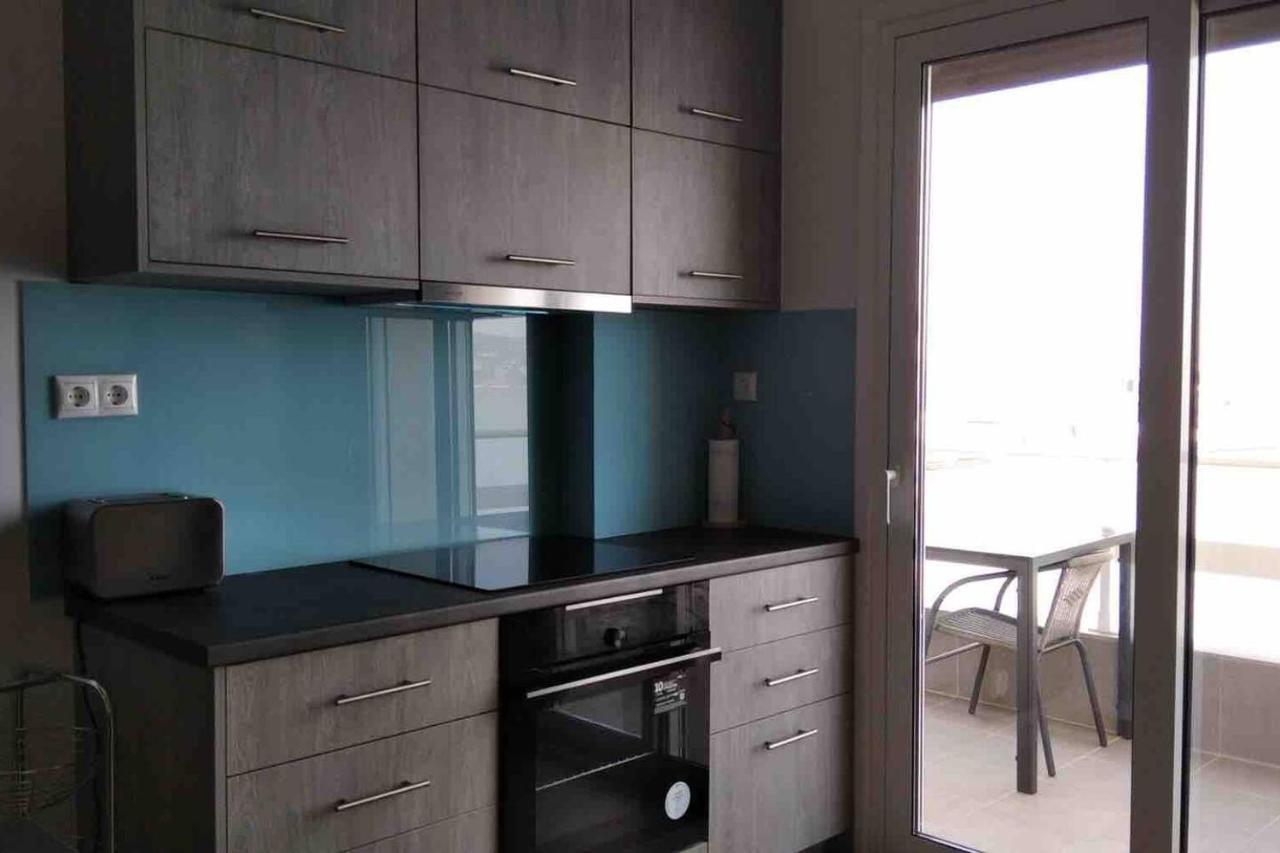 Corinth Beach Retreat In Town מראה חיצוני תמונה